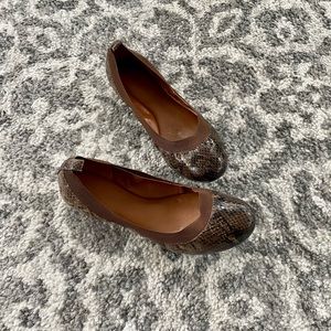 Banana Republic Abby Brown Snakeskin Ballet Flats
